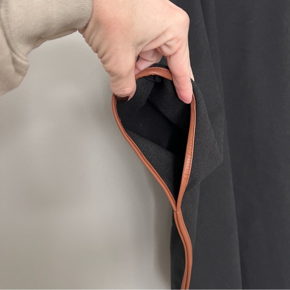 Tuckernuck Womens OS One Size Black LEATHER TRIM FUNNEL NECK PIPER PONCHO - Picture 4 of 6